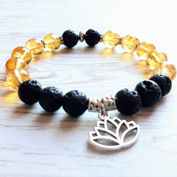 Jewelry - 🖤3/$30🖤 Citrine Gemstone Lotus Diffuser Bracelet